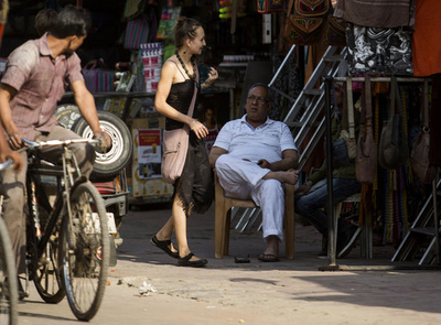 性的暴行事件相次ぐインド、女性観光客が激減