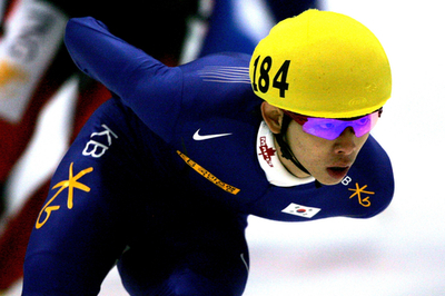 Lee Jung-Su ショートトラックW杯第1戦男子1500メートル制す