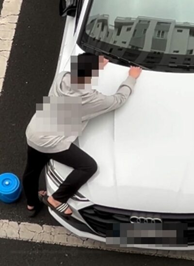 韓国で拡散された「ボンネットに体こする男性」映像…メカノフィリア症候群か