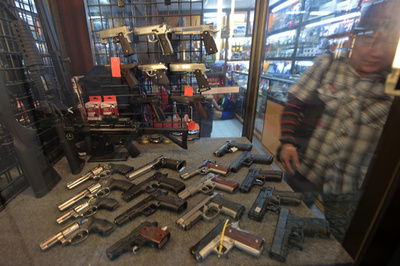 襲撃犯らが少女3人含む8人を殺害、個人的ないさかい原因か タイ