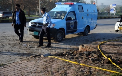 ムシャラフ元大統領の暗殺狙いか、パキスタン首都で爆発