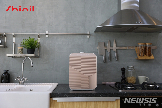 「エコ生ゴミ処理機」（シンイル電子提供）(c)NEWSIS