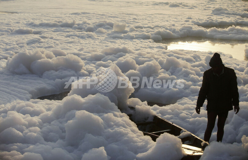川の水は「排水同然」、最高裁が改善求める インド