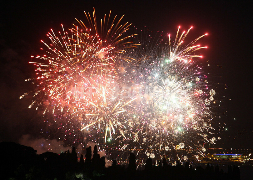 フランス革命記念日 花火で盛大に祝賀 写真8枚 国際ニュース Afpbb News