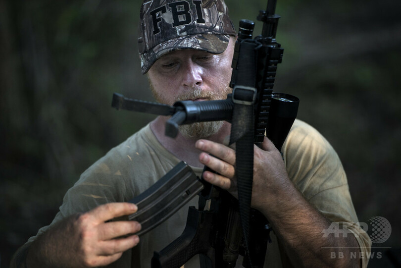 米国南部で戦いに備える「ミリシア」