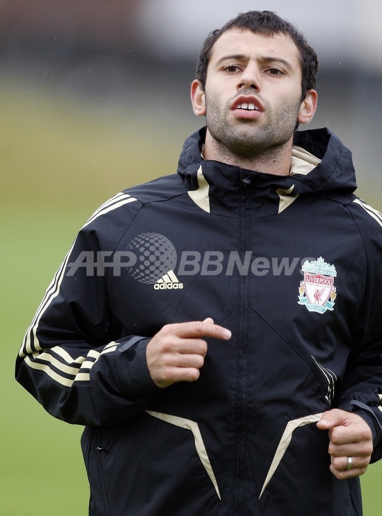 マラドーナ新監督 新主将にマスケラーノを指名 写真1枚 国際ニュース：AFPBB News