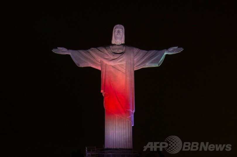 リオのキリスト像が日の丸カラーに W杯開幕祝う ブラジル 写真36枚 国際ニュース Afpbb News