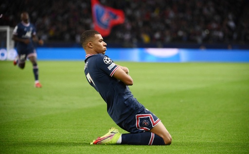 エムバペとメッシの得点でPSG逆転勝利 首位キープ 欧州CL 写真10枚