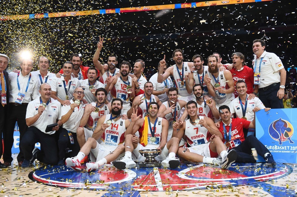 スペインが3度目の頂点に、バスケットボール欧州選手権 写真5枚 国際ニュース：AFPBB News