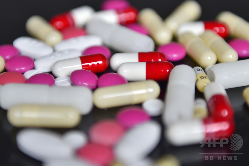 知られざるリスク、米国人の3人に1人がうつ病の副作用ある薬を服用 知られざるリスク、米国人の3人に1人がうつ病の副作用ある薬を服用