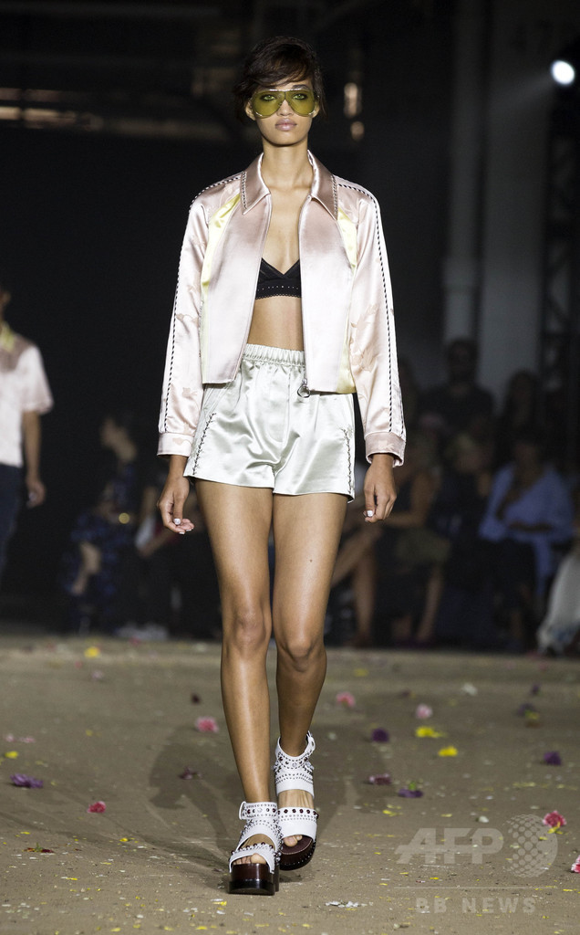 「3.1 フィリップ リム」17年春夏