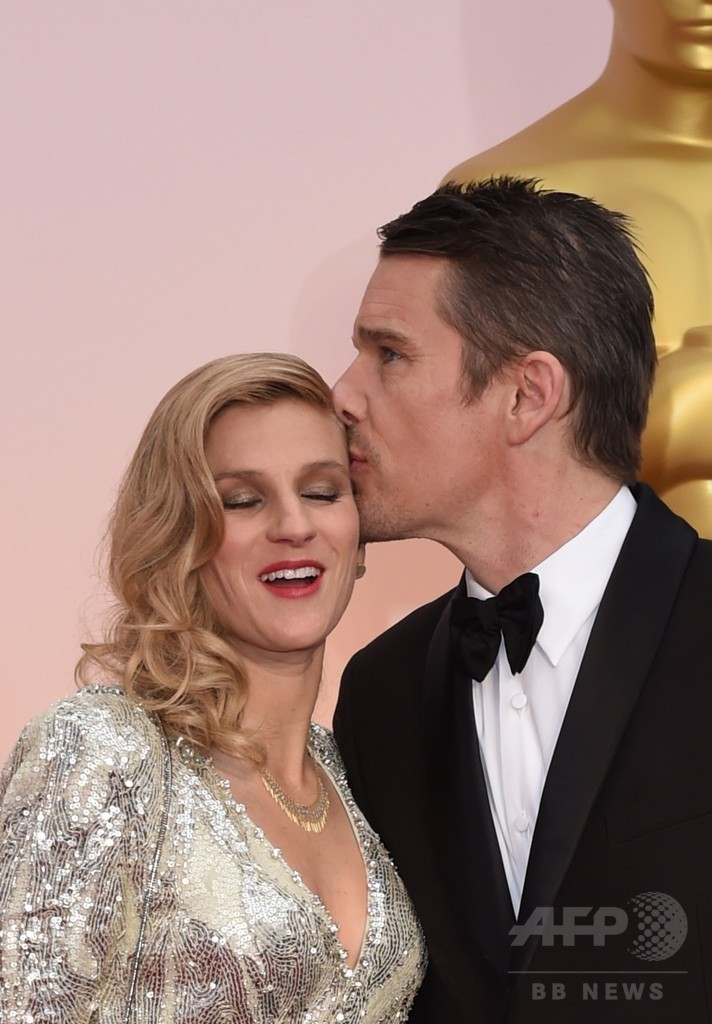 アカデミー賞授賞式、華やかなレッドカーペットでスタート