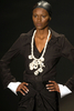 ブラジル・サンパウロで開催されたサンパウロ ファッションウィーク（Sao Paulo Fashion Week）で発表されたUma Raquel Davidowicz09/10秋冬コレクション（2009年1月22日撮影）。（c）AFP/Nelson Almeida