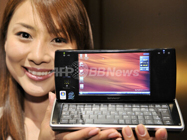 PHS通信会社ウィルコム、超小型パソコン「ウィルコムD4」発表 写真4