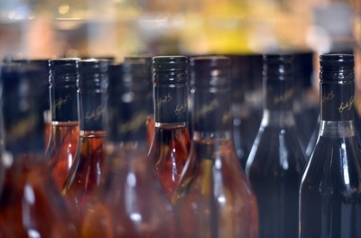 中国企業の「クレーム・ド・カシス・ド・ディジョン」商標、無効に