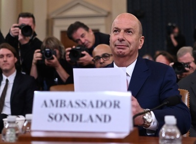 トランプ氏指示でウクライナに「見返り」要求 米高官が証言