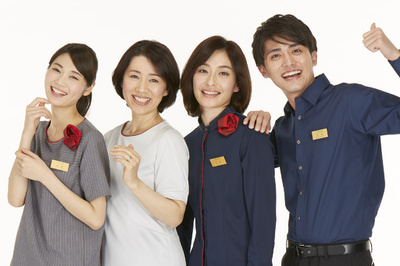 「SHISEIDO」ビューティーコンサルタントのコスチュームを一新