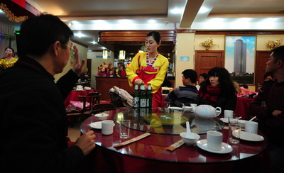 北朝鮮、集団脱北女性ら13人の送還求める 韓国