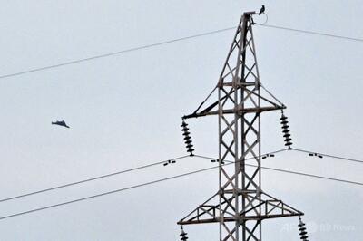 ロシア軍、ウクライナ北東部に夜間の無人機攻撃 4人家族死亡