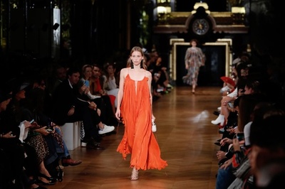 「ステラ・マッカートニー」20年春夏