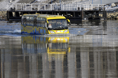 水陸両用バスに乗ってブダペスト観光、ハンガリー
