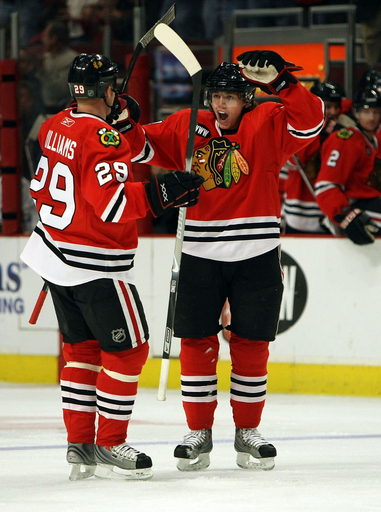 ブラックホークス カナックスに勝利