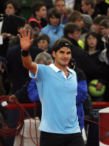 フェデラー セッピ下し決勝へ