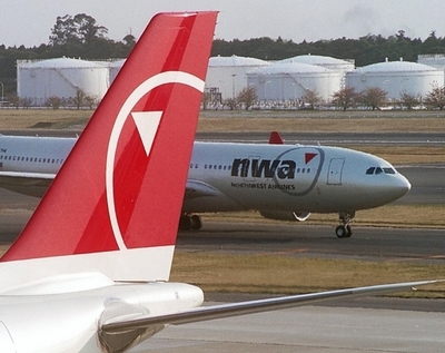 成田行きNW機で乗客47人負傷、乱気流が原因か