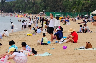 春節連休 中国の消費関連産業の1日平均売上高が前年同期比13.7%増