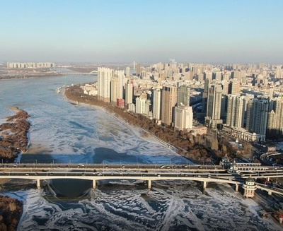 中国最北部 18本の中規模河川が凍結