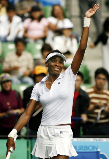 ヴィーナス クレイバスをストレートで降し2回戦へ