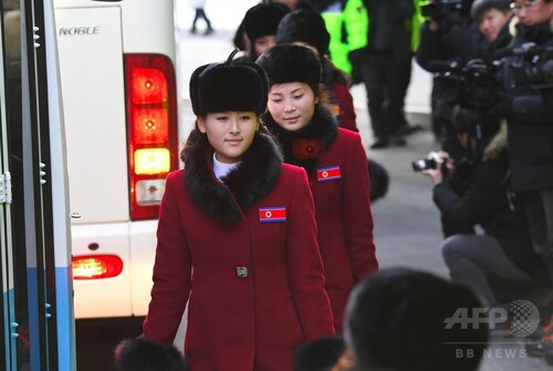 言いたくはないけど やっぱりかわいい 北朝鮮 美女応援団 注目の的に 韓国 写真12枚 ファッション ニュースならmode Press Powered By Afpbb News