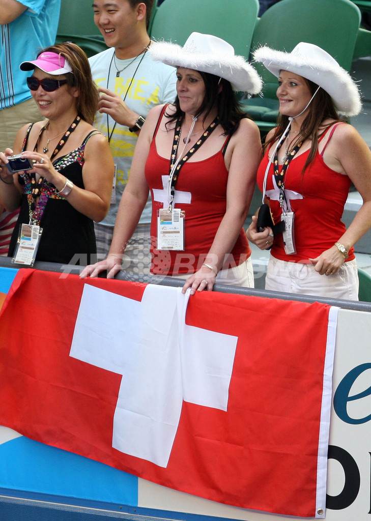 ジョコビッチ フェデラーを降し自身初の全豪決勝進出