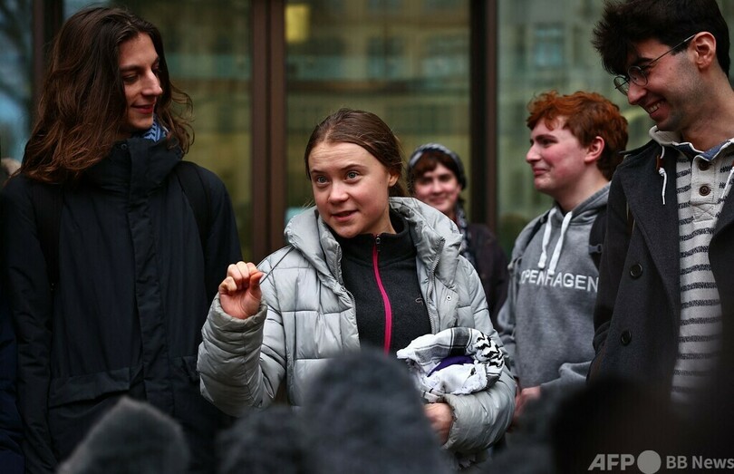 グレタ・トゥンベリさんに無罪判決 英裁判所