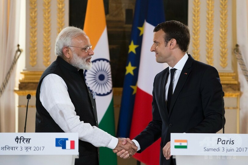 インド首相、「パリ協定のさらに上を目指す」  仏大統領と会談