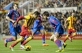 13-14スペイン1部リーグ第20節、レバンテ（Levante）対FCバルセロナ（FC Barcelona）。レバンテの選手に囲まれるFCバルセロナのアレクシス・サンチェス（Alexis Sanchez、2014年1月19日撮影）。(c)AFP/JOSE JORDAN