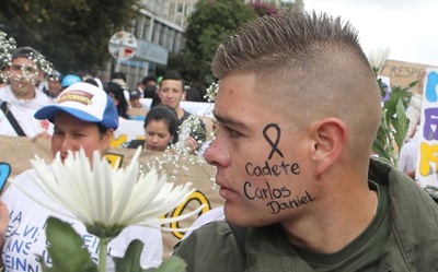 コロンビア警察学校爆破事件、左翼ゲリラELNが犯行声明