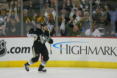 ペンギンズ アイランダーズに勝利