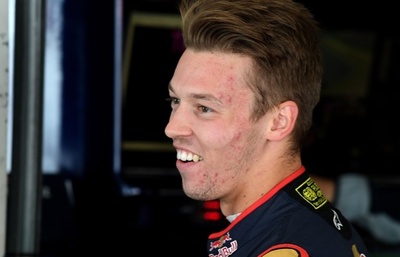 クビアト、フリー走行中に「タコの赤ちゃん」が襲撃？