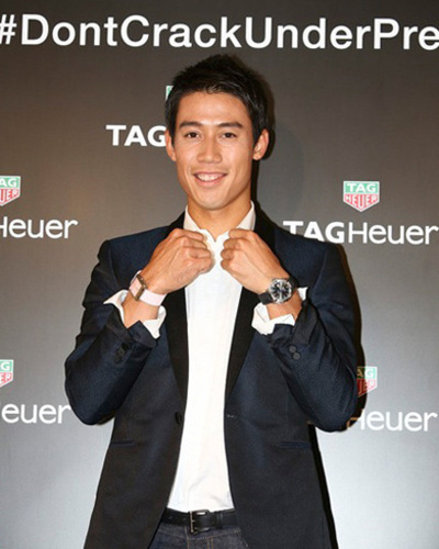 錦織圭選手がピンクリボン運動を啓発、「タグ・ホイヤー」