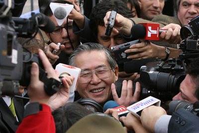 フジモリ元ペルー大統領に自宅軟禁命令