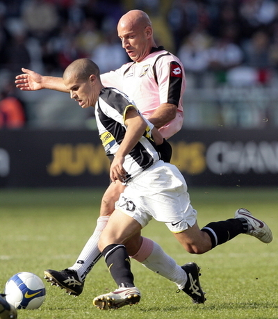 ユベントス ジオビンコと2013年までの契約延長