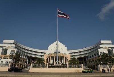 代理出産で子ども13人、裁判所が日本人男性の親権認める タイ