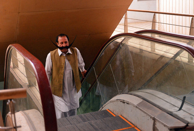 命を懸けるひげの価値、パキスタン