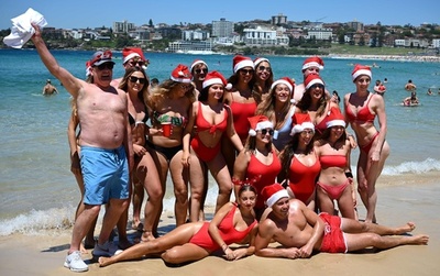 水着でメリークリスマス！ 真夏のビーチから オーストラリア