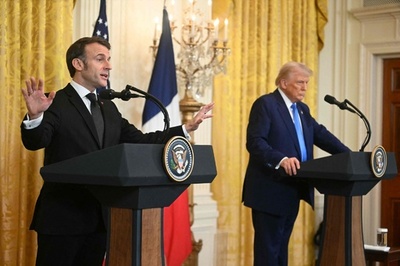 マクロン氏、ウクライナ和平は「降伏」ではないと警告 トランプ氏と会談