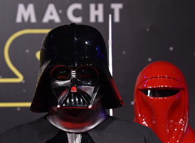 「スター・ウォーズ」新作でダース・ベイダーがカムバック