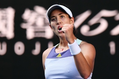 元女王ムグルサが復活Vへ王手、ハレプ破って全豪OP決勝進出