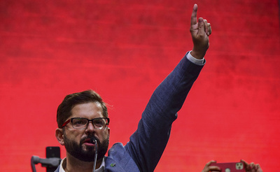 チリ大統領選、左派ボリッチ氏勝利 極右カスト氏は敗北宣言