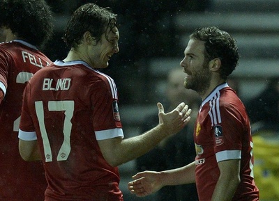 マンUが2部ダービー下しFA杯5回戦へ、後半にブリントとマタが得点